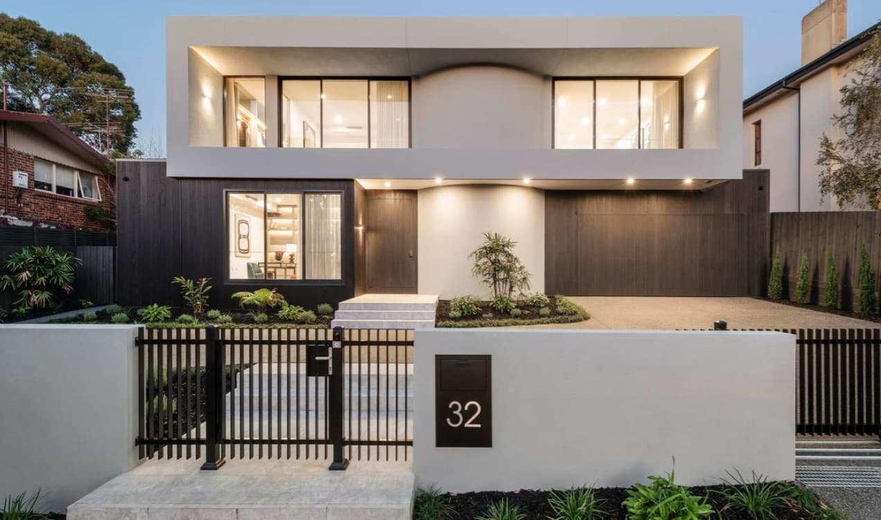 Castle Cove Homes